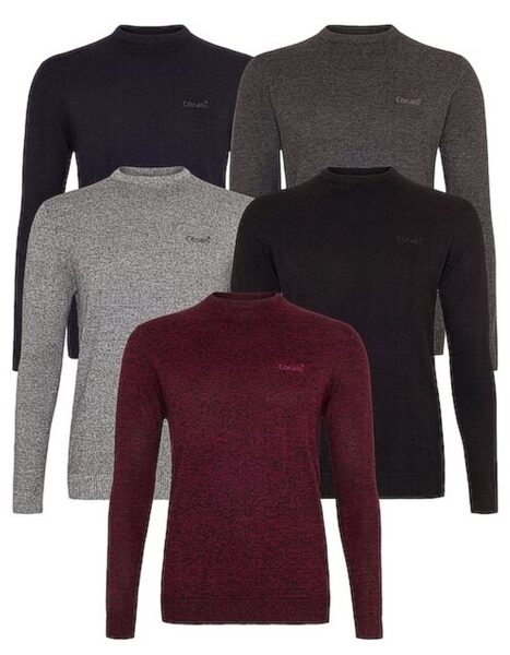 Liela izmēra vīriešu pulloveri.